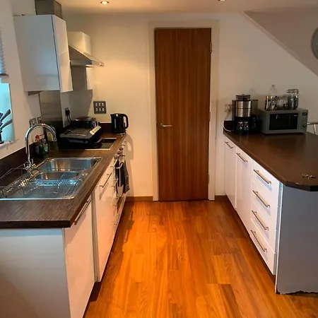 아파트 2 Bed Duplex, Close To Millennium Square 리즈